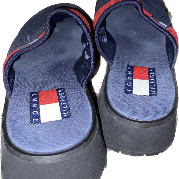 Flat Tommy Hilfiger shoes - Picture 3 of 5